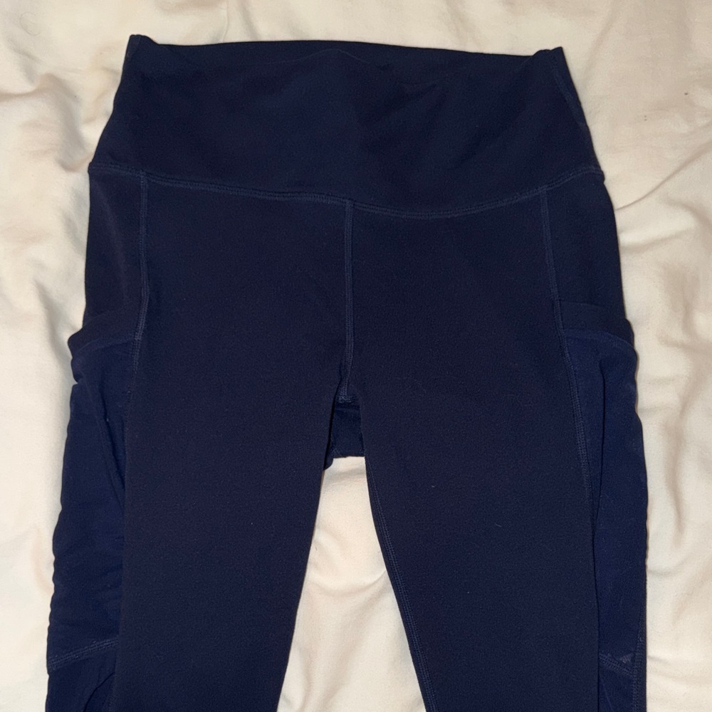 Fabletics Navy 7/8 length Leggings